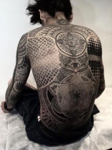 tatuaje en la espalda