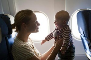 viajar en avion con bebe