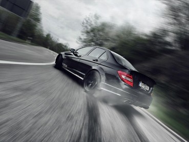 &iquest;Qu&eacute; Pasa Si mi Coche Derrapa en las Curvas?